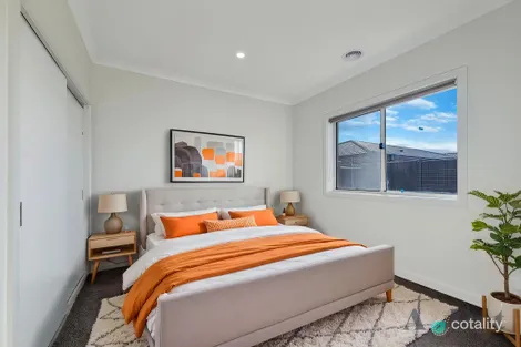 Property photo of 71 Gateau Drive Werribee VIC 3030