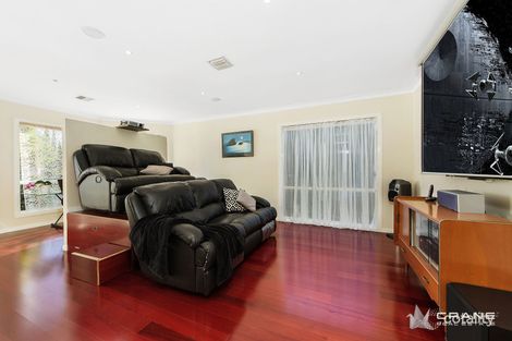 Property photo of 15 Mokoan Close Caroline Springs VIC 3023