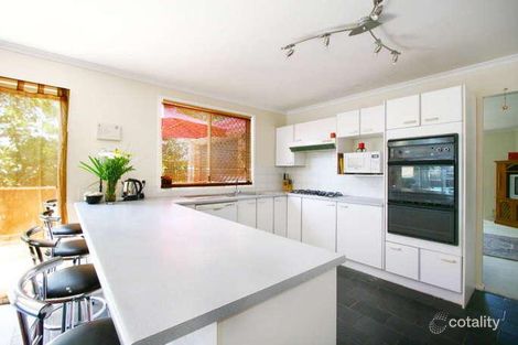 Property photo of 15 Honeysuckle Place Albion Park Rail NSW 2527