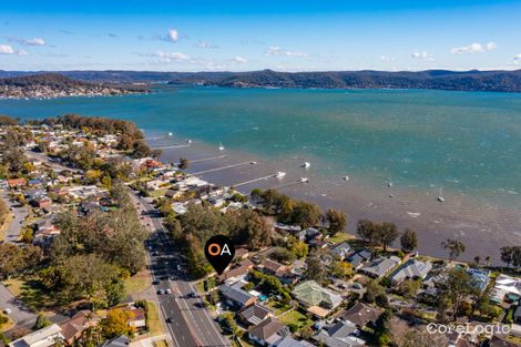 Property photo of 1/235 Avoca Drive Green Point NSW 2251