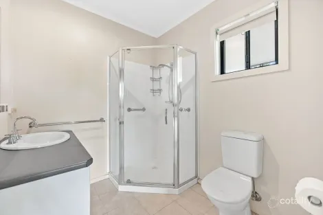 Property photo of 4 Poplar Close Trafalgar VIC 3824