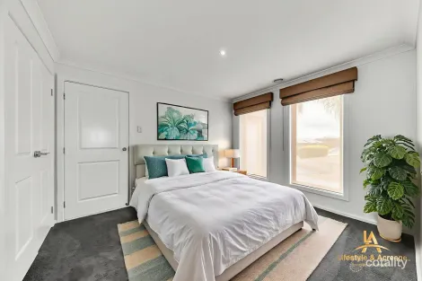 Property photo of 22 Skipton Street Drouin VIC 3818