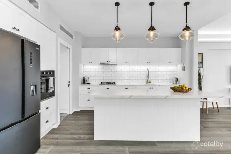 Property photo of 32 Black Wattle Circuit Casuarina NSW 2487