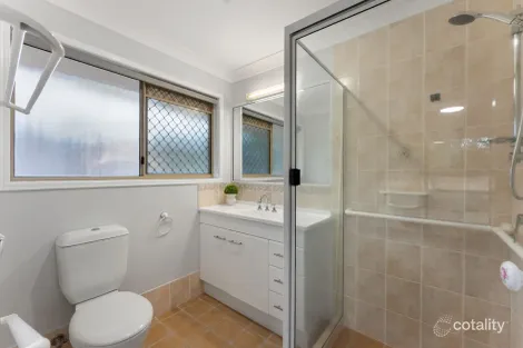 Property photo of 34 Madison Court Munruben QLD 4125