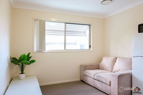 Property photo of 4/2 Weir Drive Upper Coomera QLD 4209