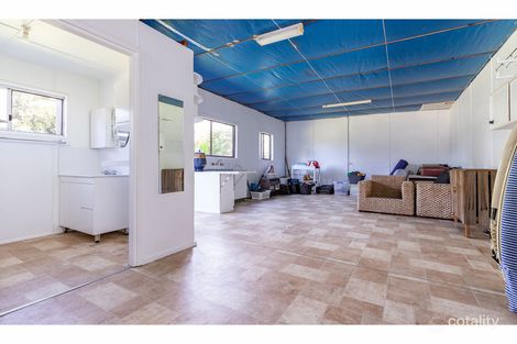 4 Stewart Pde, Tuncurry, NSW 2428