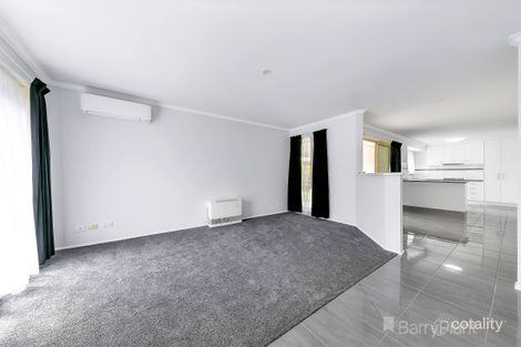 Property photo of 36 Simon Drive Pakenham VIC 3810