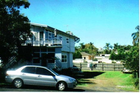 Property photo of 2 Noonan Point Avenue Point Clare NSW 2250