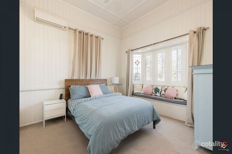 45 Holmesbrook St, Ashgrove, QLD 4060