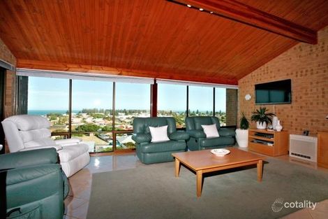 Property photo of 2/6 O'Leary Street Victor Harbor SA 5211