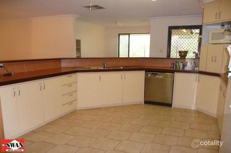 17 Fordham Dr, Swan View, WA 6056