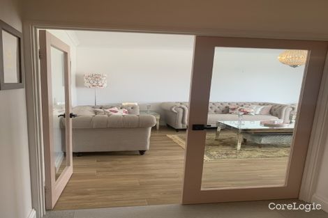 Property photo of 20 Caravel Approach Jindalee WA 6036
