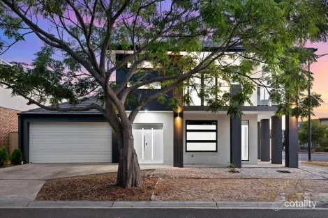 2 Murchison Pl, Caroline Springs, VIC 3023