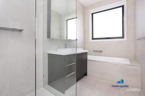 Property photo of 2 Olympia Court Ormond VIC 3204