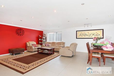 Property photo of 26 Keppel Circuit Hinchinbrook NSW 2168