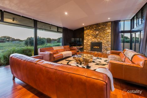 Property photo of 10 Duckworth Place Naturaliste WA 6281