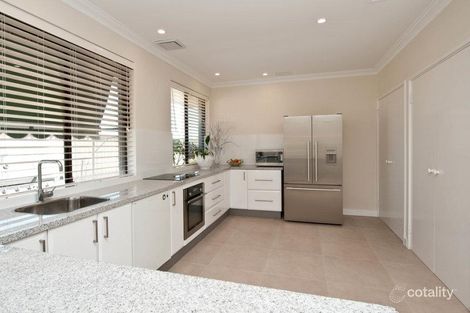 Property photo of 399A North Beach Road Karrinyup WA 6018