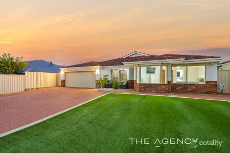 Property photo of 36 Jindare Loop Carramar WA 6031