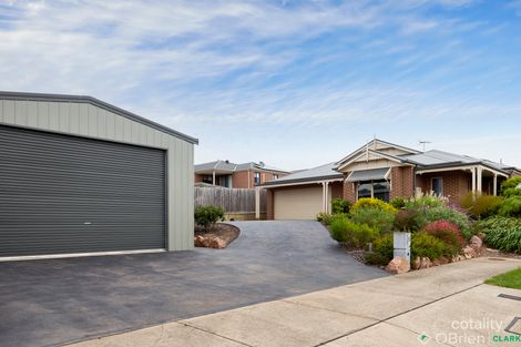 Property photo of 5 Bronte Court Drouin VIC 3818