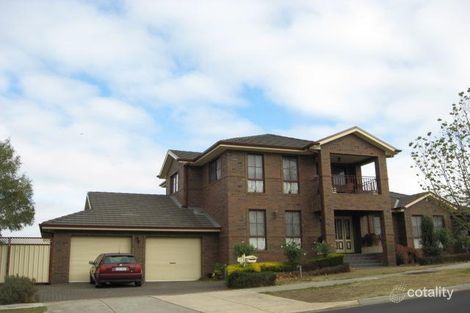 45 Royal Cres, Hillside, VIC 3037