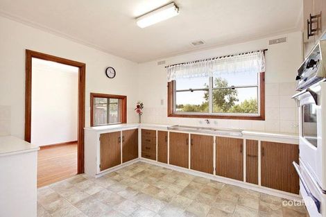 Property photo of 2 Meskill Crescent Viewbank VIC 3084