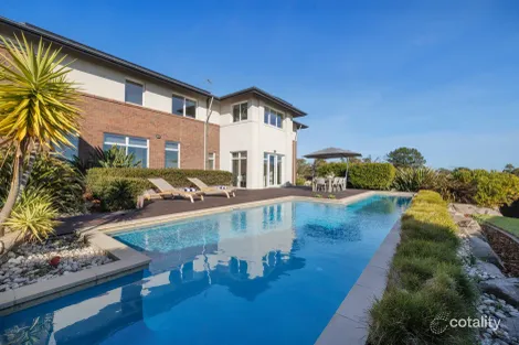 Property photo of 5 Seabliss Close Mount Eliza VIC 3930