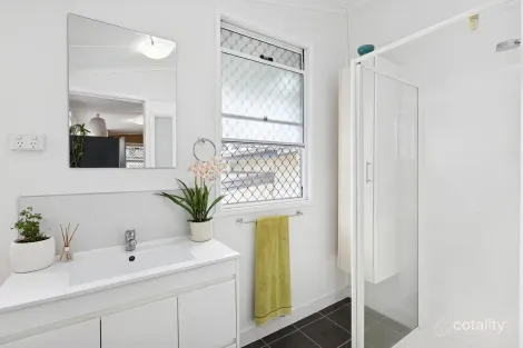Property photo of 39 West Street The Range QLD 4700