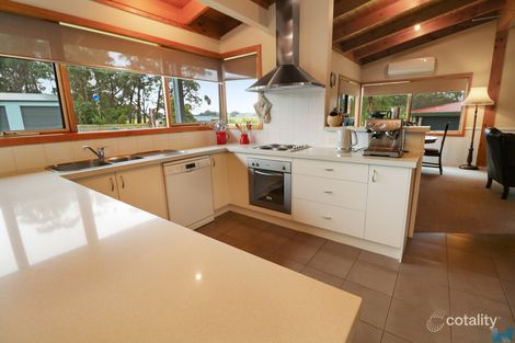 Property photo of 19 William-Hunter Drive Marlo VIC 3888