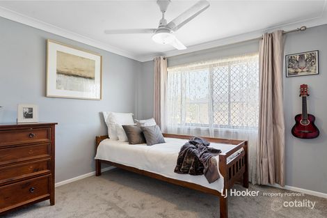 Property photo of 65 Oakleaf Street Eight Mile Plains QLD 4113