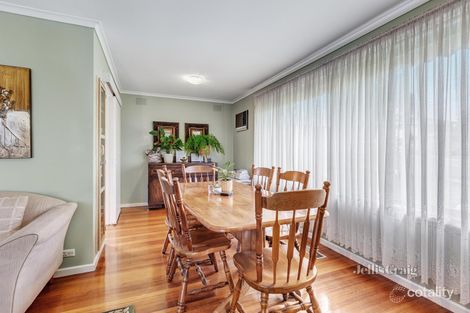 Property photo of 32 Ninevah Crescent Wheelers Hill VIC 3150