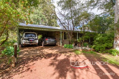 Property photo of 10 Reiger Way Mundaring WA 6073