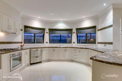 Property photo of 31 Vert Avenue Narre Warren South VIC 3805