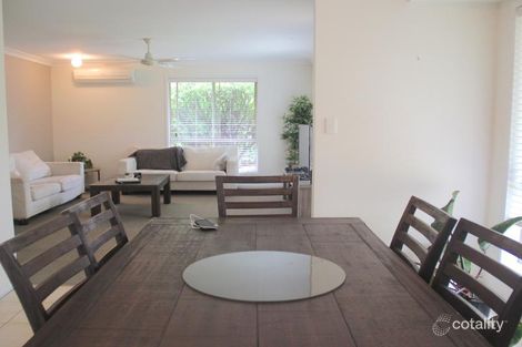 Property photo of 2/25 Sugarwood Street Bellbowrie QLD 4070