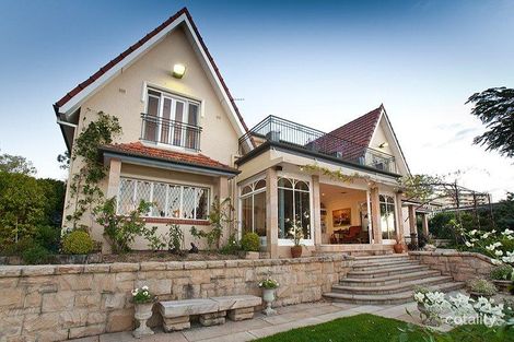 Property photo of 28 Hiron Street St Lucia QLD 4067