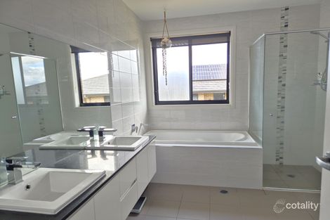 Property photo of 72 Mewburn Drive Goulburn NSW 2580