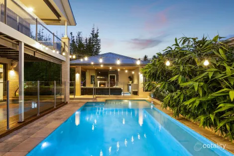 Property photo of 16 Saltwater Avenue Shell Cove NSW 2529