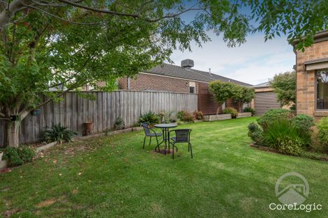 Property photo of 17 Cambridge Drive Berwick VIC 3806