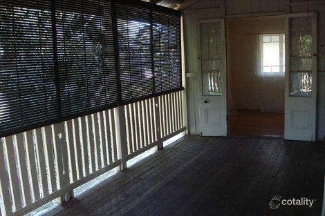 Property photo of 28 Townsend Street Mysterton QLD 4812