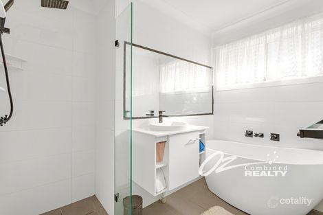 Property photo of 16 Waratah Crescent Sanctuary Point NSW 2540