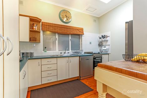 Property photo of 34 Eyre Crescent Valley View SA 5093