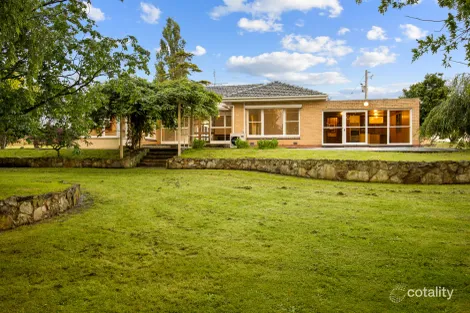 530 Clifton Rd, Athlone, VIC 3818