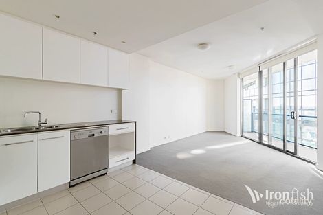 13/8 Marmion Pl, Docklands, VIC 3008
