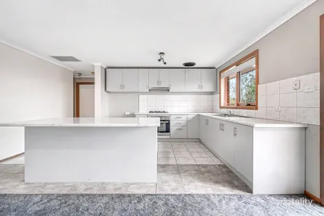 Property photo of 90 Eagle Drive Pakenham VIC 3810