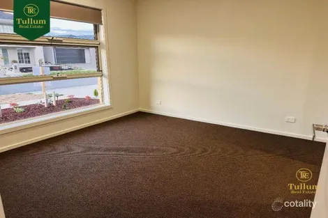 Property photo of 20 Vulpine Street Clyde VIC 3978