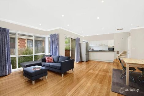 2/6 Mantell St, Doncaster East, VIC 3109