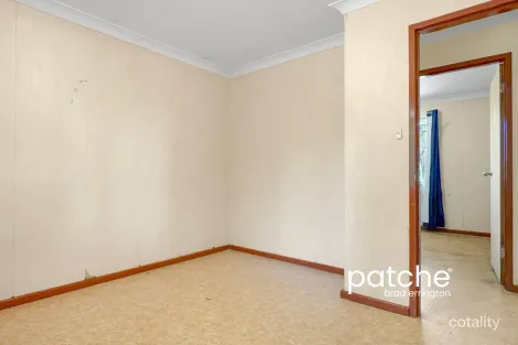 Property photo of 184 Blackadder Road Swan View WA 6056