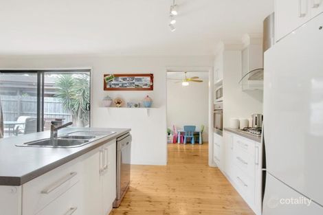 Property photo of 70 Dalpura Circuit Frankston VIC 3199