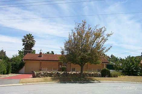 31 Banksia Rd, Camillo, WA 6111