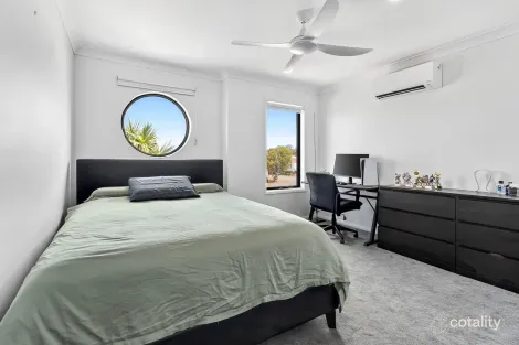 Property photo of 48 Mossman Way Sandstone Point QLD 4511