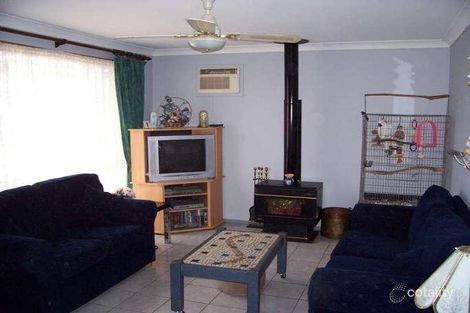 Property photo of 4 Juliet Close Rosemeadow NSW 2560